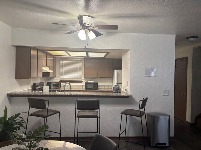 Photo - Modern Comfort in NE OKC – 3 Bed, 2.5 Bath... Townhome