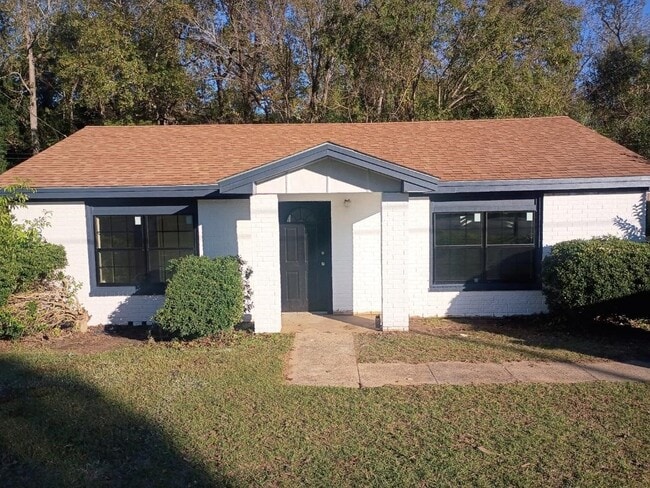 Building Photo - 1558 N Fletcher St