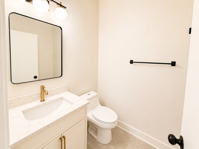 Photo - 3136 N Ridgeway Ave