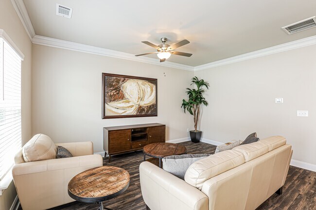 Photo - 84 Riley Cir