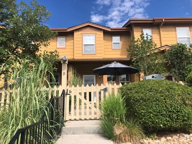 Building Photo - 10441 Truckee St Unit B Rental