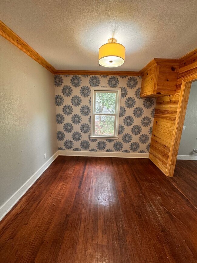 Photo - 2 Bed/1 Bath Home