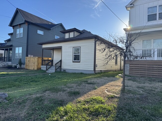 Photo - 1609 17th Ave N