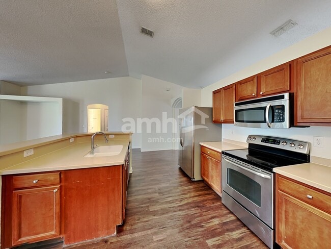 Photo - 1234 SW Alesio Ln