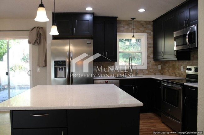 Photo - 3-Bedroom Split-Level Home with Garage