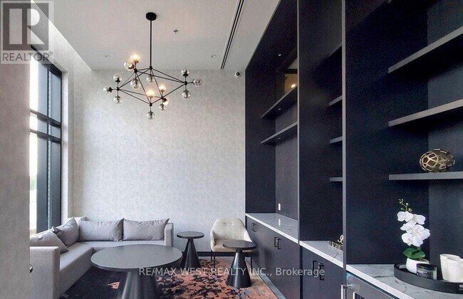 Photo - 3005 Pine Glen Rd Unit 319