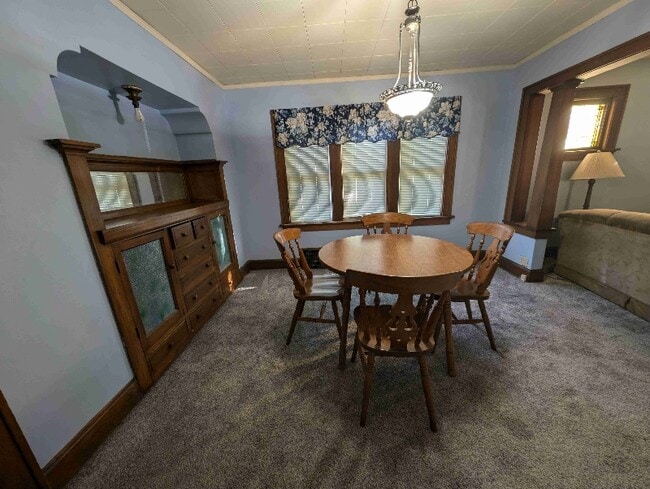 Building Photo - 2024 S 69th St