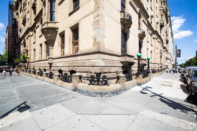 1 W 72nd St, Nueva York, NY 10023-3486 - The Dakota