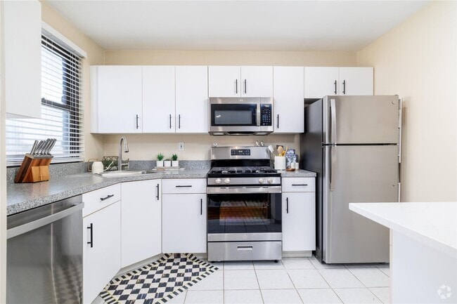 Building Photo - 1 Jefferson Ave Unit K11 Rental