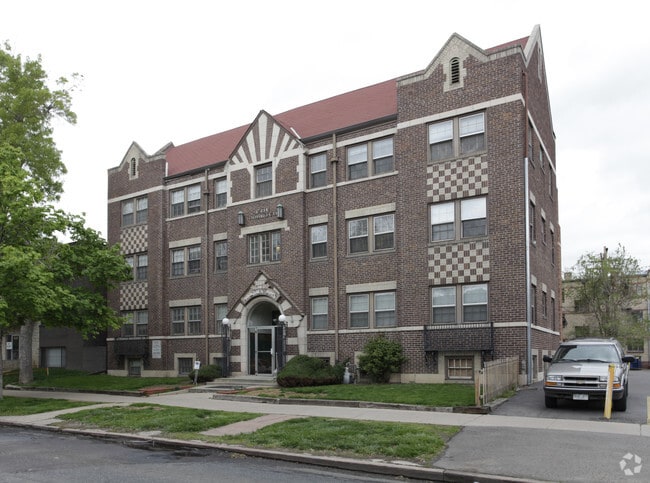 Building Photo - The Norwich Rental