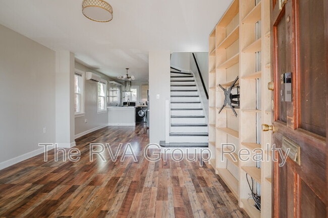 Photo - 1230 Wallace St