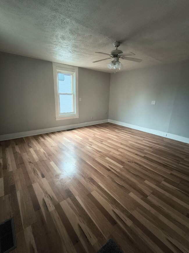 Photo - Cozy 3 Bedroom in Southside Council Bluffs!