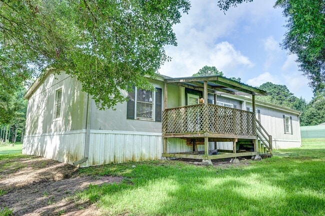 Photo - 418 County Rd 643
