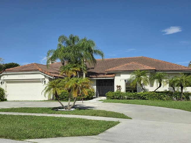 Building Photo - 11630 Island Lakes Ln