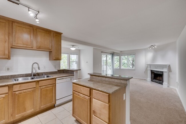 Photo - 2 bed, 2 Bath in Bothell! Utilities Included!