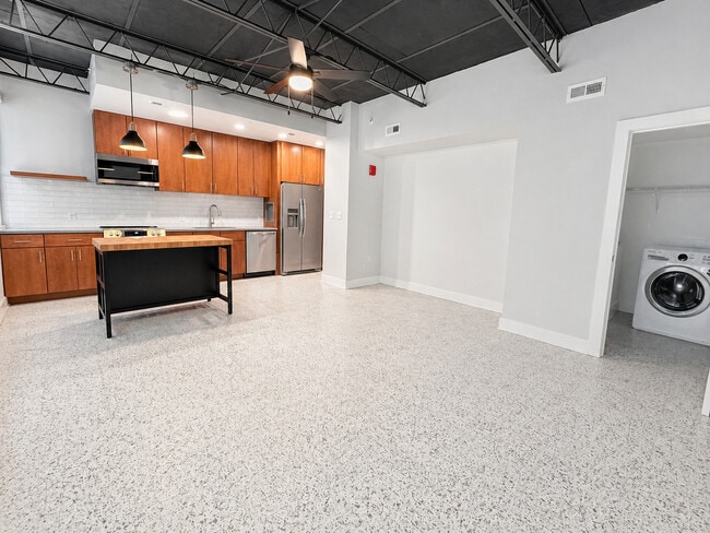 estudio - Paradigm Apartments