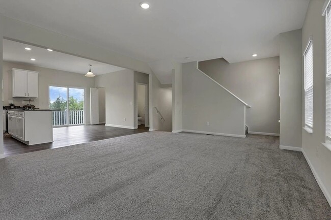 Photo - 111 Coyote Willow Dr