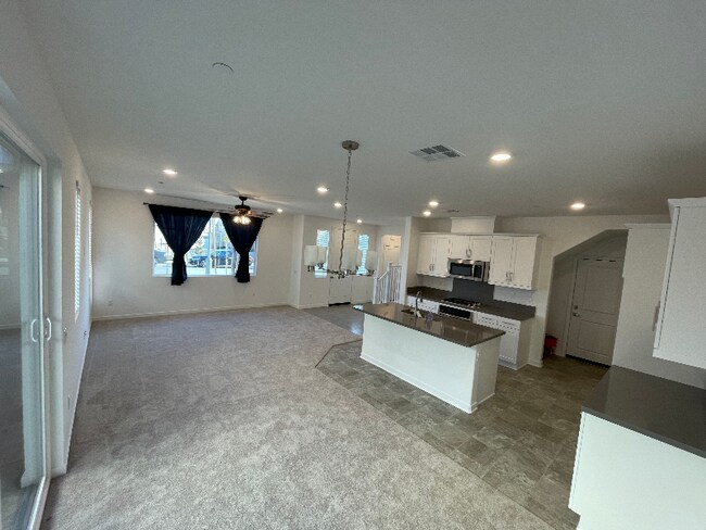 Photo - 16286 Lozano St