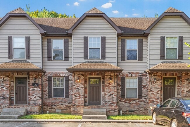 Photo - Two Bedroom Town House Off Exit 1!