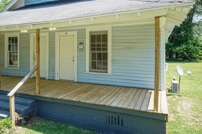 Photo - 1325 Clark St Unidad B