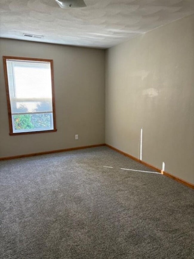 Photo - 10258 Clearwing Ln Unit 10258 Clearwing Lane # 4 Roscoe, IL 61073