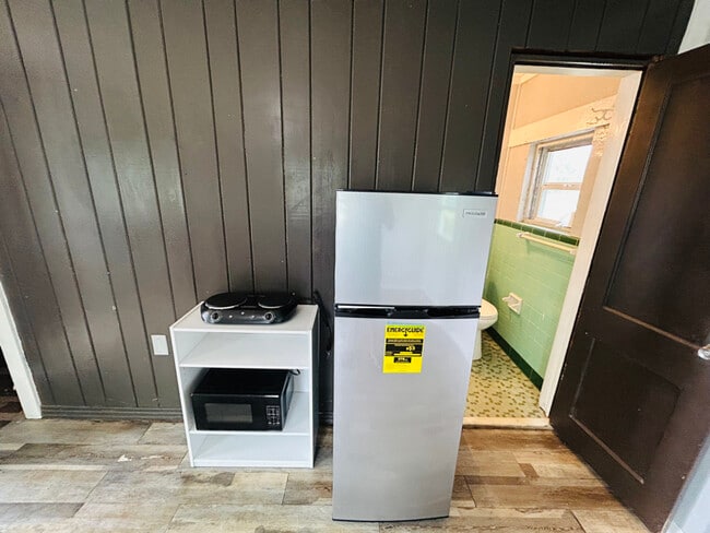 Photo - 8010 SE US Hwy 301