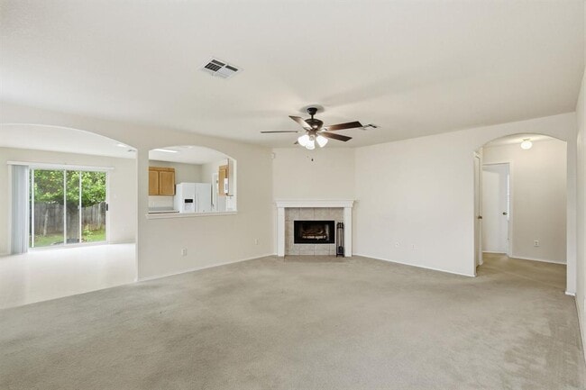 Photo - 3807 Haleys Way