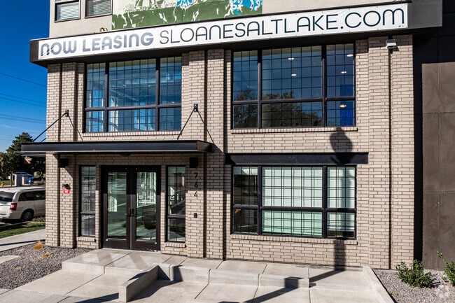 Building Photo - Sloane Rental