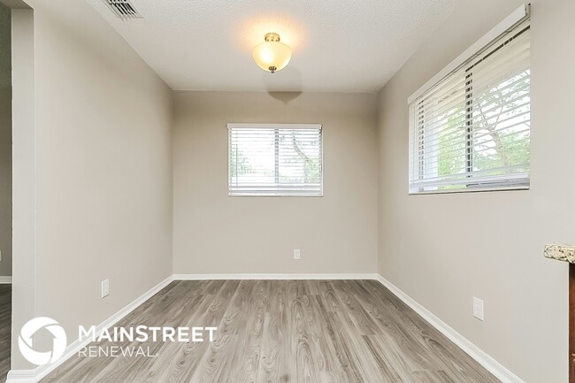 Photo - 2902 Ripplewood Dr
