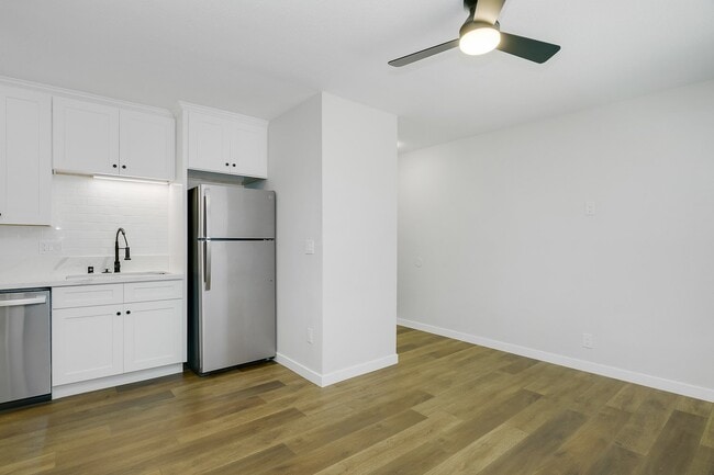 Photo - 4218 46th St Unit 4