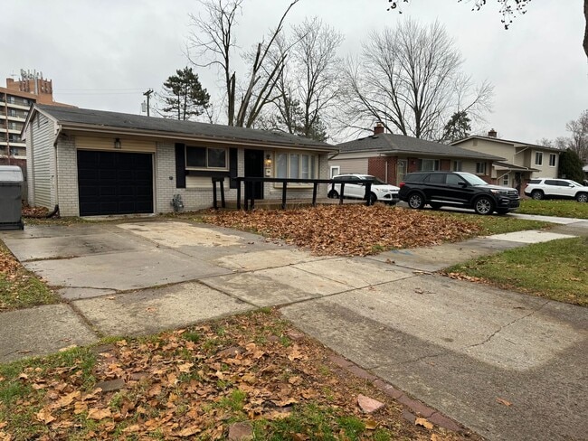 Photo - 29636 Edward Dr