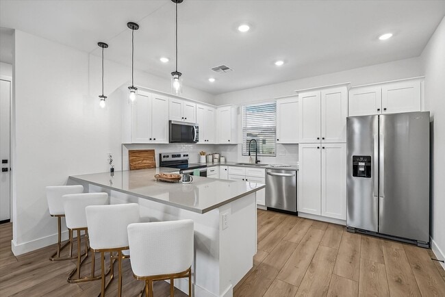 Rev3 en la estación de Avondale - Rev3 at Avondale Station | Homes for Rent