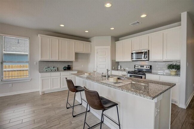 Photo - 216 Trellis Blvd