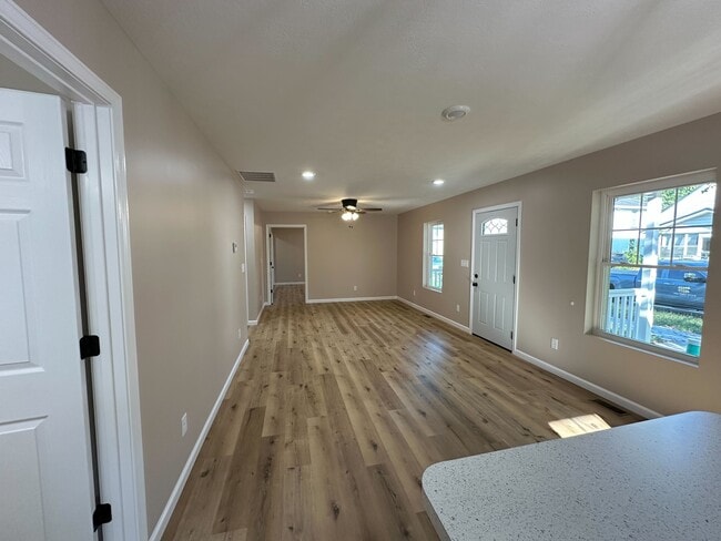 Photo - 1663 7th Ave