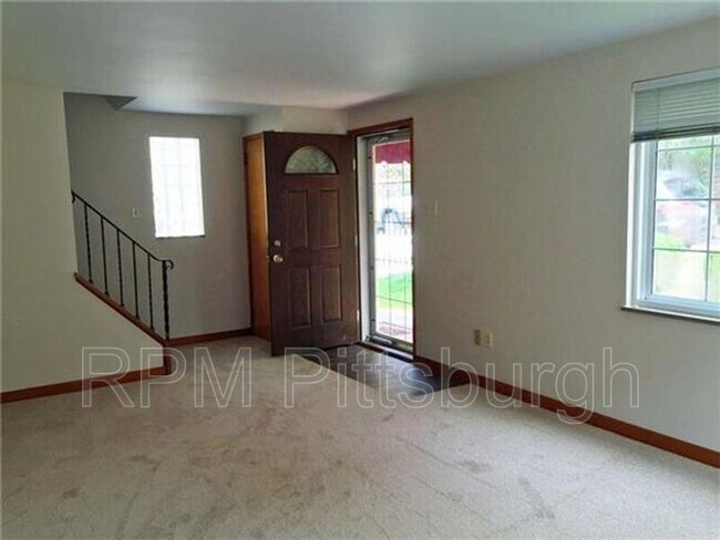 Photo - 2108 Lucina Ave