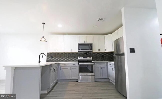 Photo - 511 Corinthian Ave