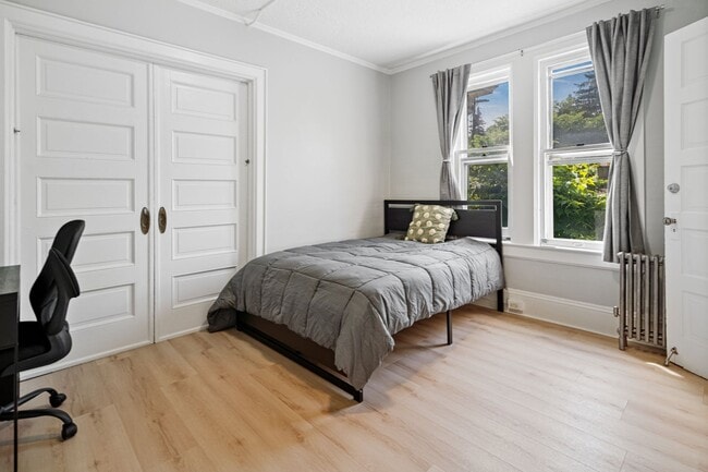 Photo - 202 Stewart Ave Unit 202-4