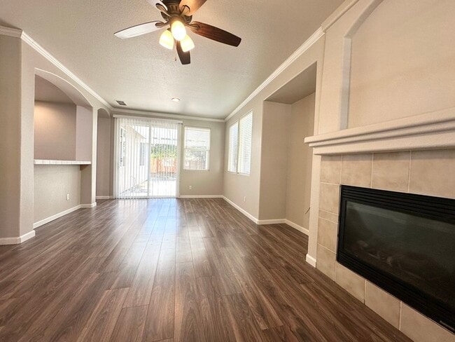 Rosevilles desirable Highland Reserve neighborhood