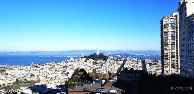 Photo - 1000 Green St Unit 802