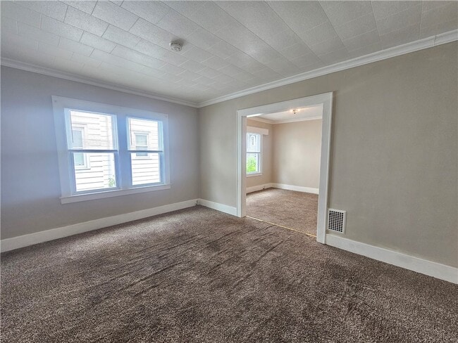 Photo - 133 McKinley St