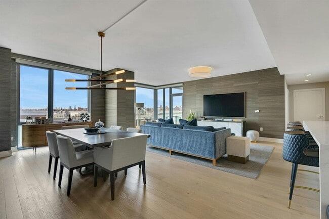 Photo - 9 Ave at Port Imperial Unit PH03