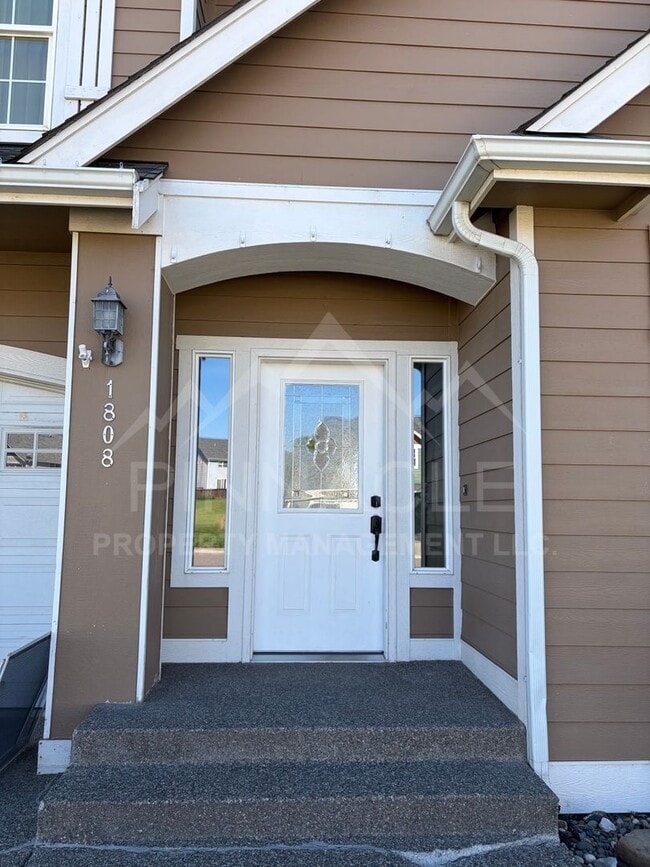 1808 Clearview Dr