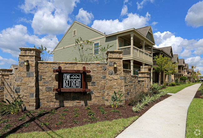 Building Photo - The Retreat West Rental