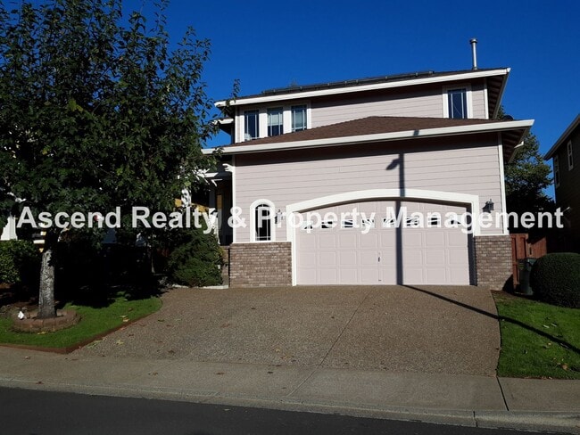 Building Photo - Available Now 4 Bed w/Bed & Full Bath on M... Rental