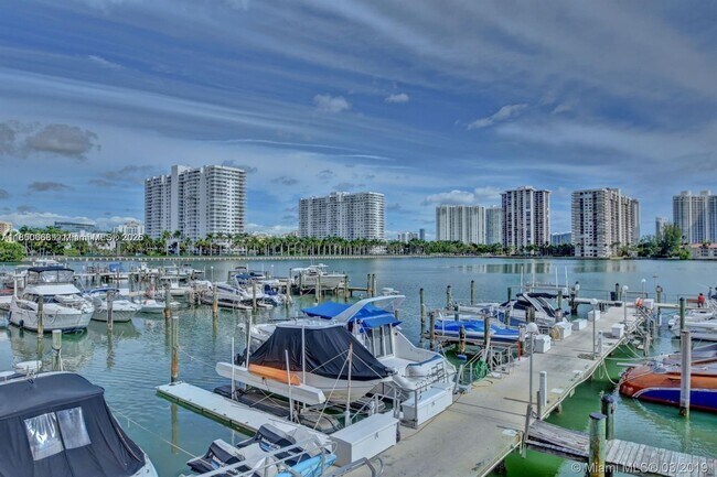 Building Photo - 18031 Biscayne Blvd Unit 1602 Rental