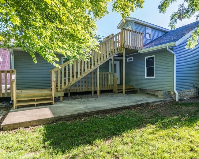 Photo - 211 N Madison St