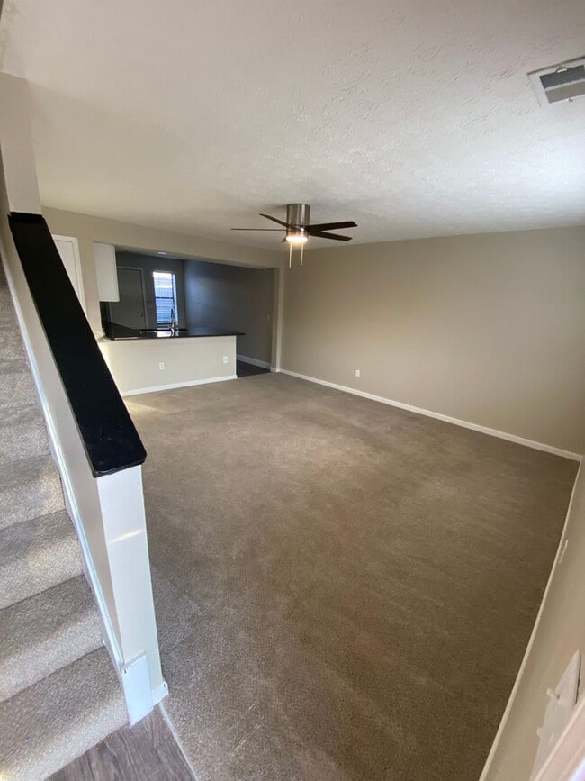 Photo - 3243 Summerhill Ln