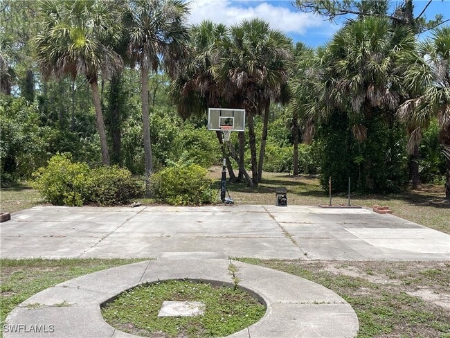 Photo - 681 19th St SW