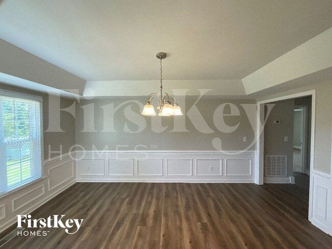 128 N High Field Rd