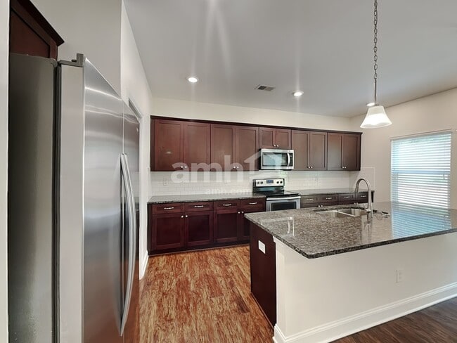 Photo - 455 Pearson Cir